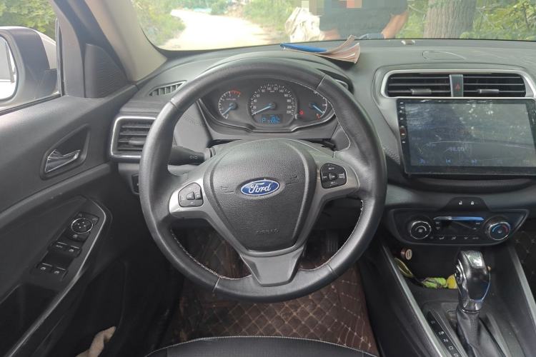 Used Ford Escort 2015 1.5L Automatic Fashion Model Steering Wheel