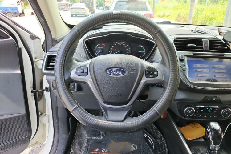 Used Ford Escort 2015 1.5L Automatic Fashion Model Steering Wheel