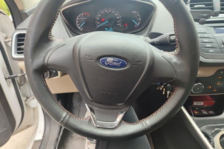Used Ford Escort 2015 1.5L Manual Comfort Model Steering Wheel