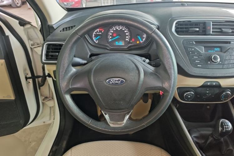 Used Ford Escort 2015 1.5L Manual Comfort Model Steering Wheel