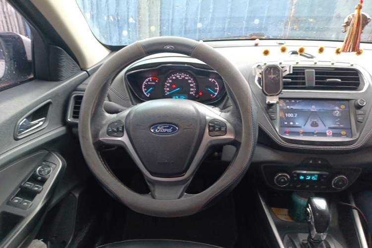 Used Ford Escort 2015 1.5L Automatic Fashion Model Steering Wheel