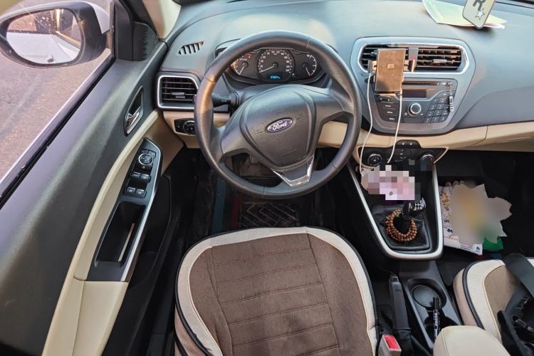 Used Ford Escort 2015 1.5L Manual Comfort Model Steering Wheel