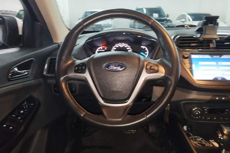 Used Ford Escort 2015 1.5L Automatic Fashion Model Steering Wheel