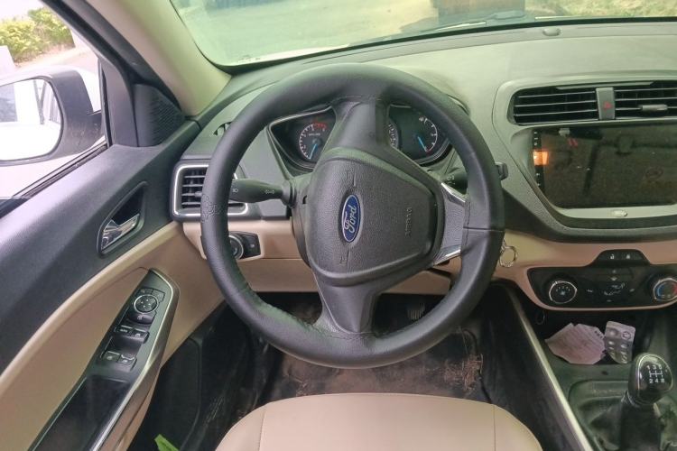 Used Ford Escort 2015 1.5L Manual Comfort Model Steering Wheel