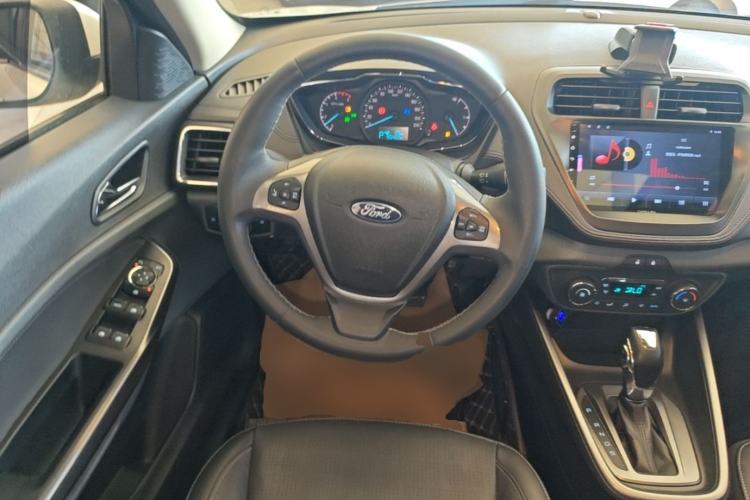 Used Ford Escort 2015 1.5L Automatic Fashion Model Steering Wheel
