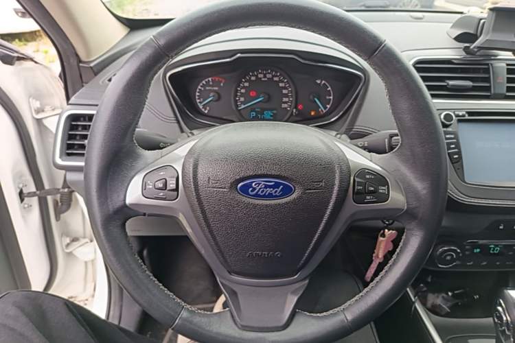 Used Ford Escort 2015 1.5L Automatic Fashion Model Steering Wheel