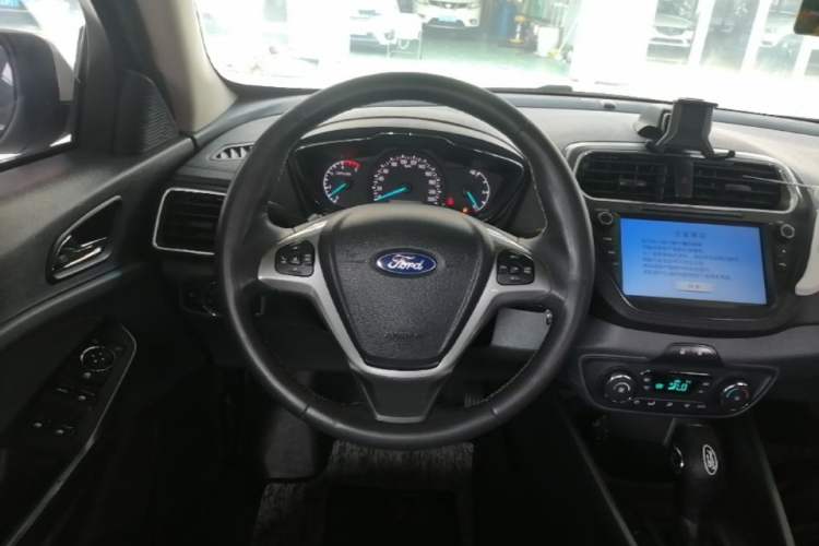 Used Ford Escort 2015 1.5L Automatic Fashion Model Steering Wheel