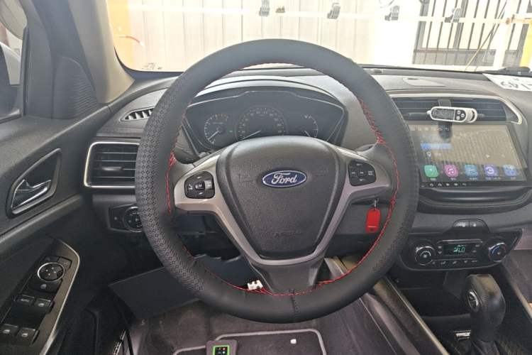 Used Ford Escort 2015 1.5L Automatic Fashion Model Steering Wheel
