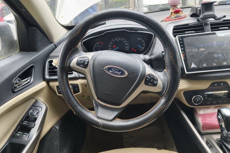 Used Ford Escort 2015 1.5L Automatic Fashion Model Steering Wheel