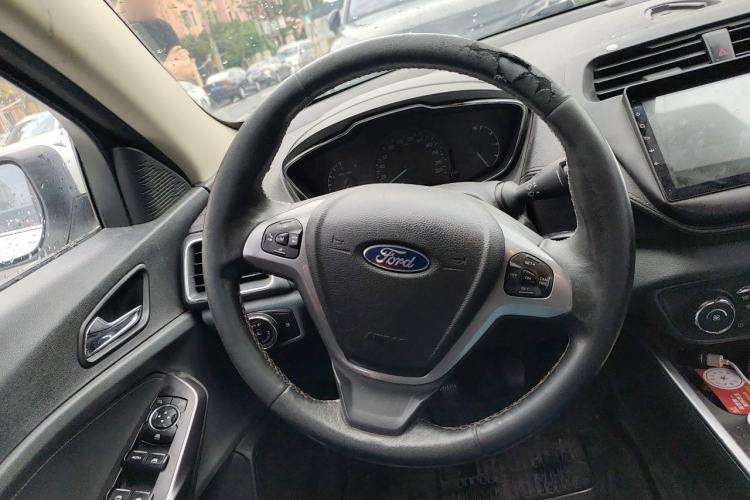Used Ford Escort 2015 1.5L Manual Fashion Edition Steering Wheel