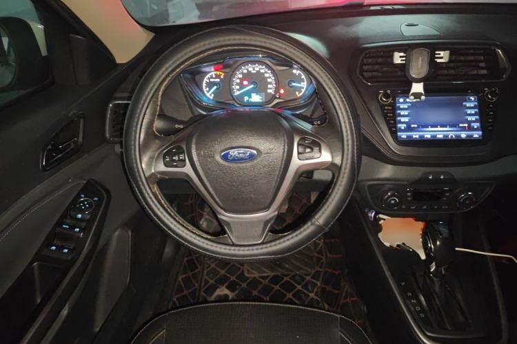 Used Ford Escort 2015 1.5L Automatic Fashion Model Steering Wheel