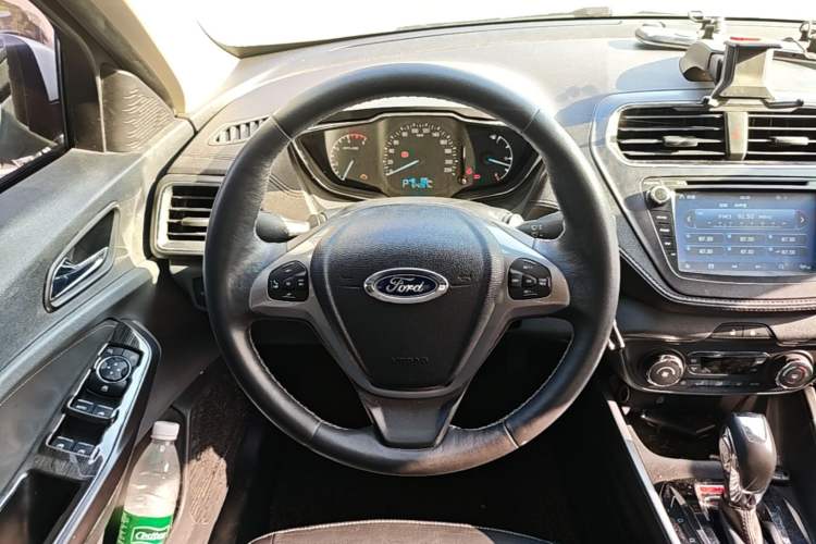 Used Ford Escort 2015 1.5L Automatic Fashion Model Steering Wheel