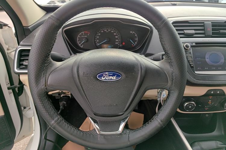 Used Ford Escort 2015 1.5L Manual Comfort Model Steering Wheel