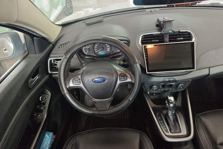 Used Ford Escort 2015 1.5L Automatic Fashion Model Steering Wheel