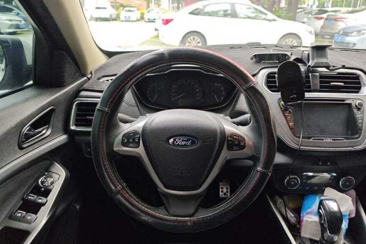 Used Ford Escort 2015 1.5L Automatic Fashion Model Steering Wheel