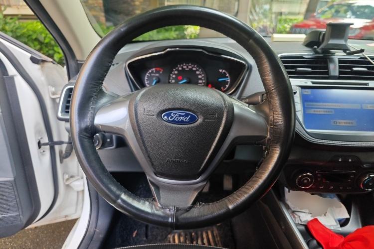 Used Ford Escort 2015 1.5L Manual Fashion Edition Steering Wheel