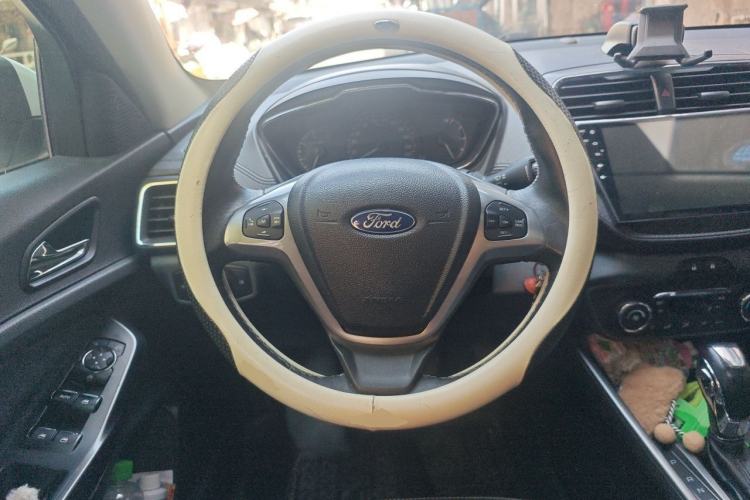 Used Ford Escort 2015 1.5L Automatic Fashion Model Steering Wheel
