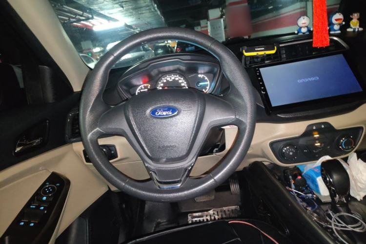 Used Ford Escort 2015 1.5L Automatic Comfort Edition Steering Wheel