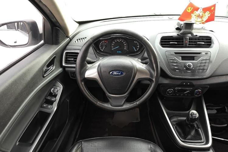 Used Ford Escort 2015 1.5L Manual Fashion Edition Steering Wheel