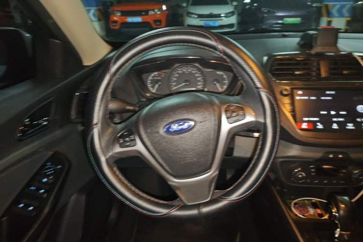 Used Ford Escort 2015 1.5L Automatic Fashion Model Steering Wheel