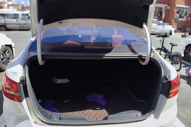 Used Ford Escort 2015 1.5L Automatic Comfort Edition Trunk