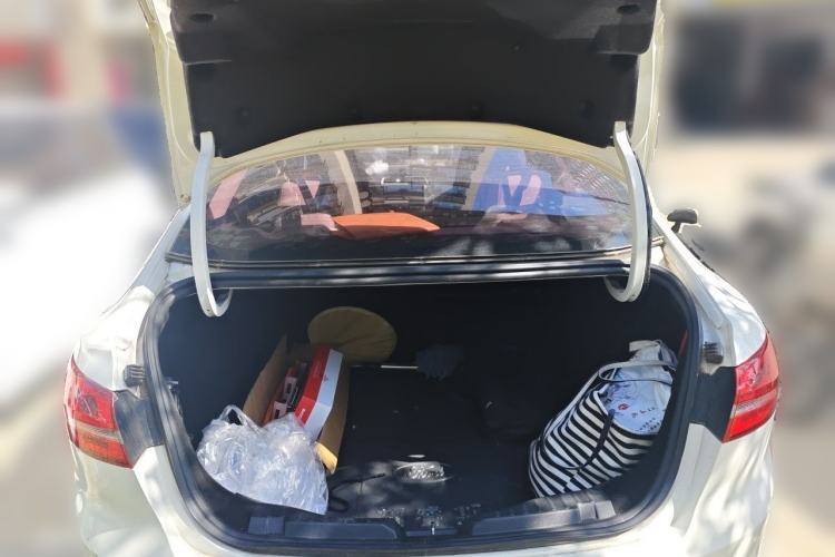 Used Ford Escort 2015 1.5L Automatic Fashion Model Trunk
