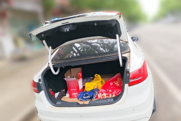 Used Ford Escort 2015 1.5L Manual Comfort Model Trunk