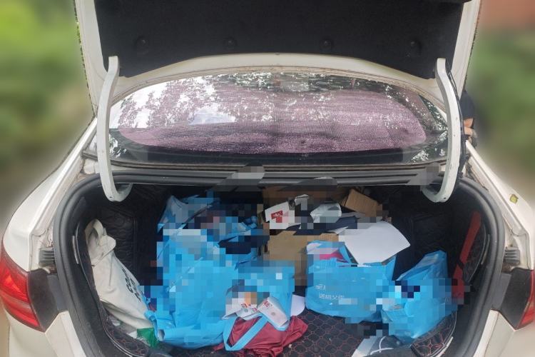 Used Ford Escort 2015 1.5L Automatic Fashion Model Trunk