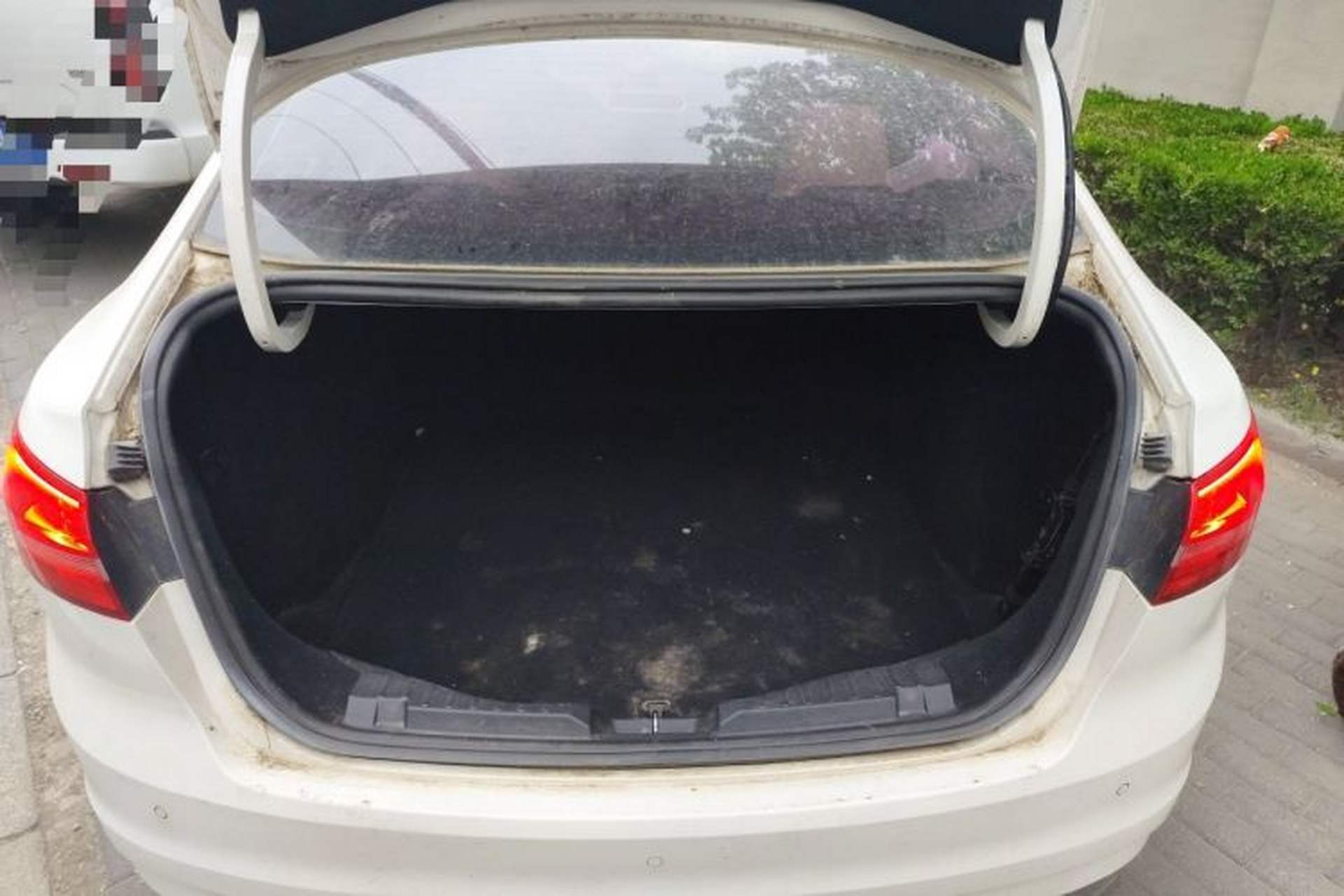 Used Ford Escort 2015 1.5L Manual Comfort Model Trunk