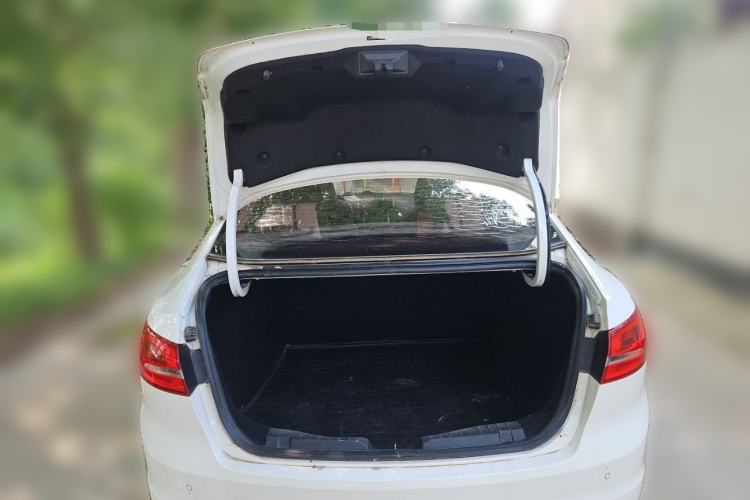 Used Ford Escort 2015 1.5L Automatic Comfort Edition Trunk