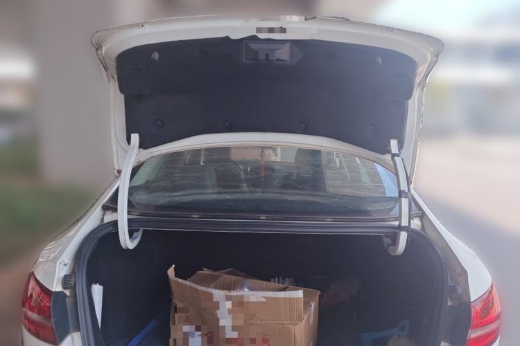 Used Ford Escort 2015 1.5L Automatic Fashion Model Trunk