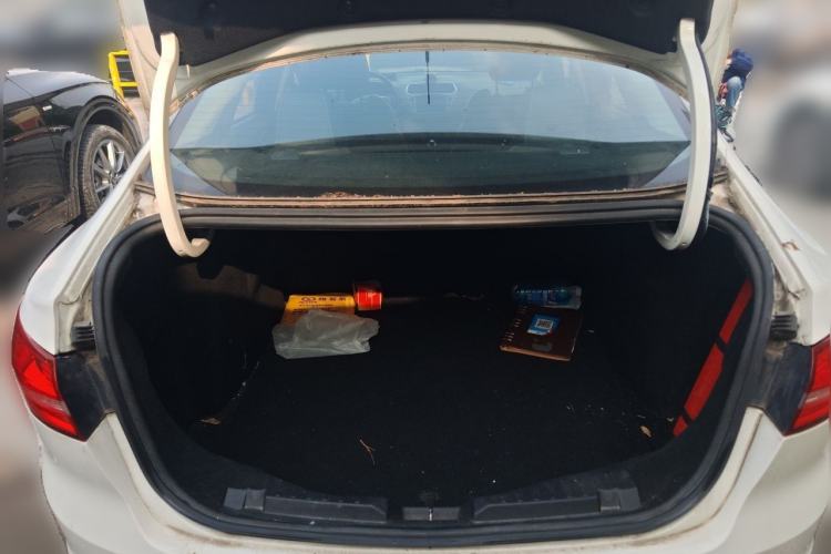 Used Ford Escort 2015 1.5L Automatic Fashion Model Trunk