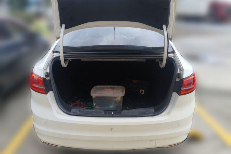 Used Ford Escort 2015 1.5L Manual Fashion Edition Trunk