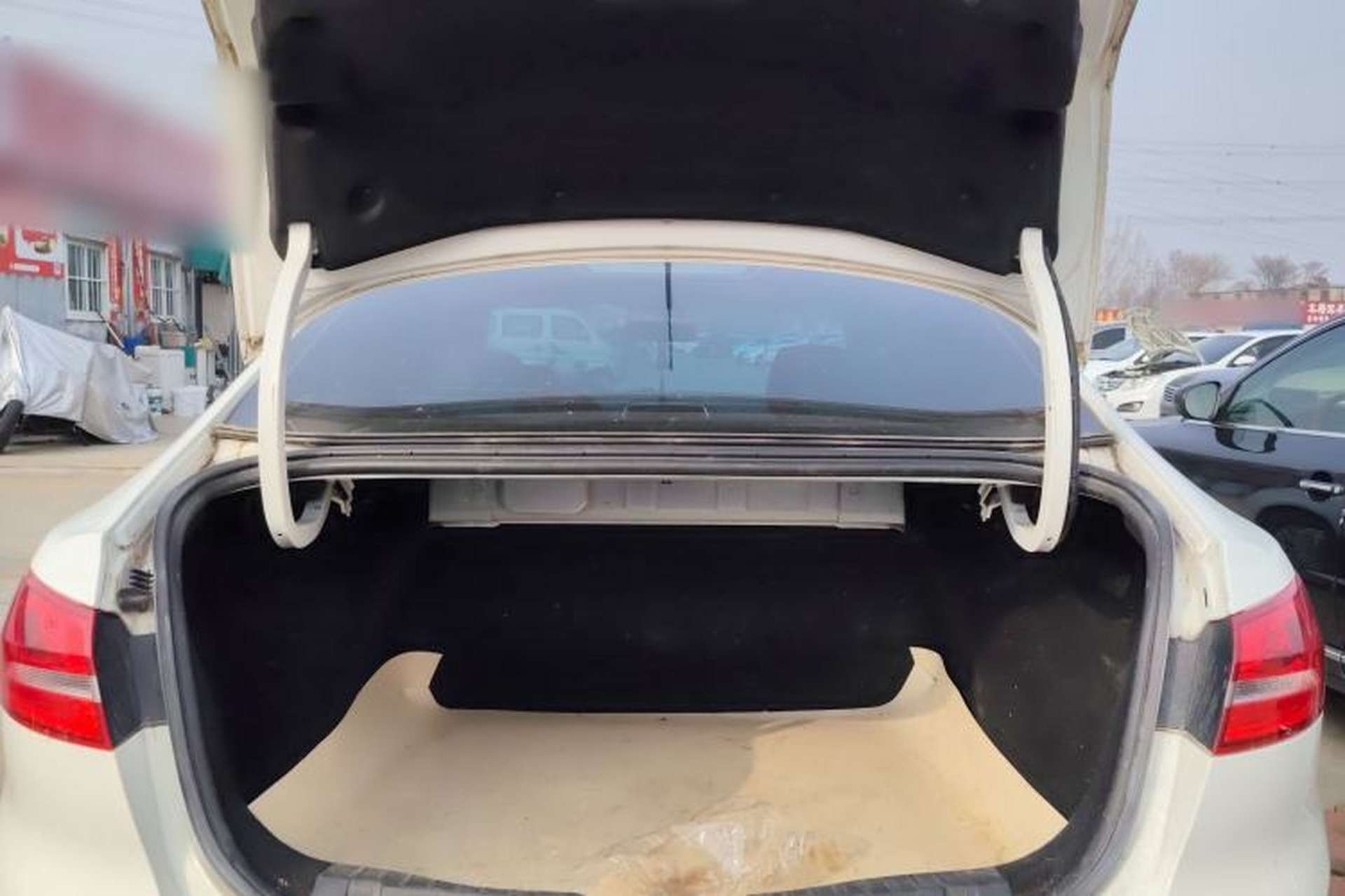 Used Ford Escort 2015 1.5L Manual Comfort Model Trunk