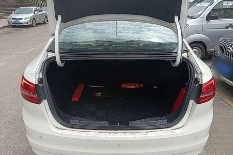 Used Ford Escort 2015 1.5L Automatic Comfort Edition Trunk