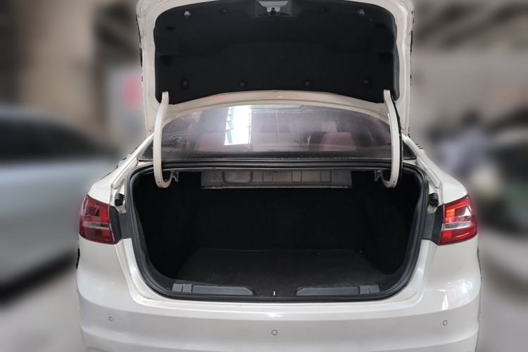 Used Ford Escort 2015 1.5L Automatic Comfort Edition Trunk