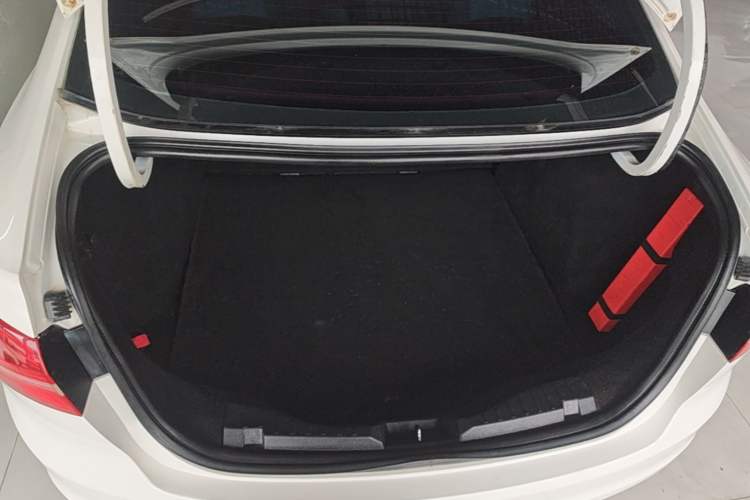 Used Ford Escort 2015 1.5L Manual Comfort Model Trunk
