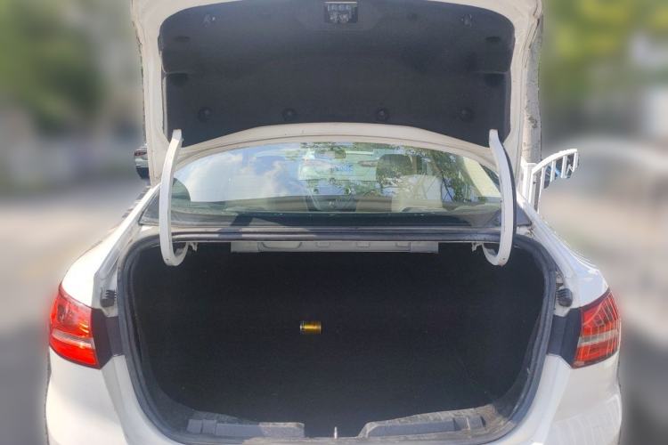 Used Ford Escort 2015 1.5L Manual Fashion Edition Trunk