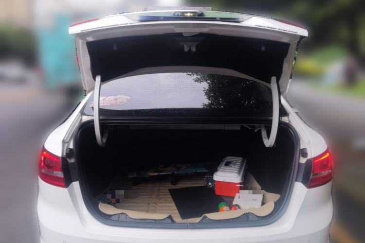 Used Ford Escort 2015 1.5L Manual Fashion Edition Trunk