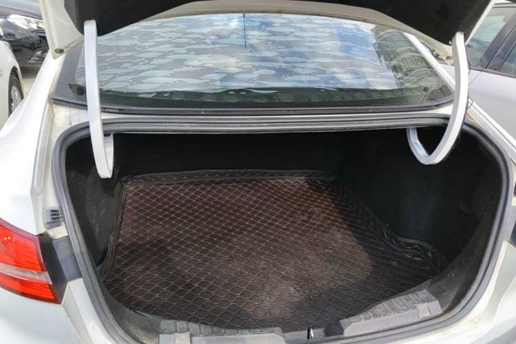 Used Ford Escort 2015 1.5L Manual Comfort Model Trunk