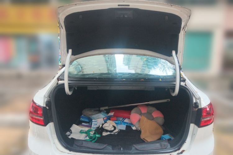 Used Ford Escort 2015 1.5L Automatic Fashion Model Trunk