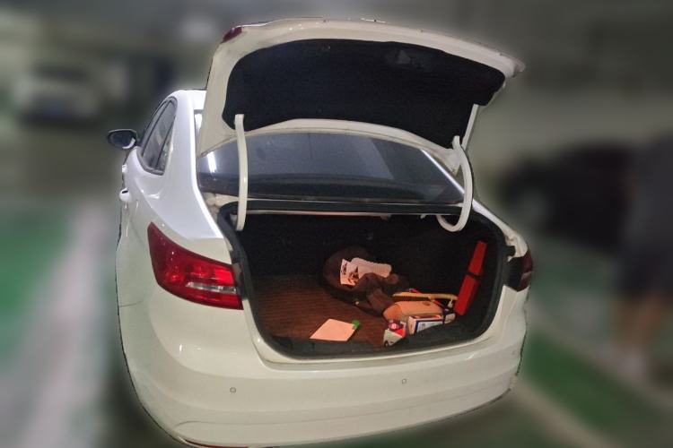 Used Ford Escort 2015 1.5L Automatic Comfort Edition Trunk