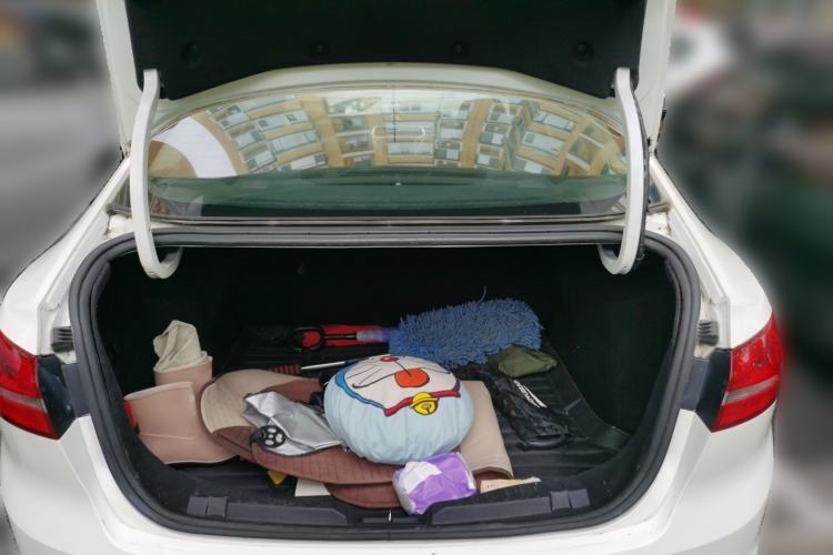 Used Ford Escort 2015 1.5L Automatic Fashion Model Trunk