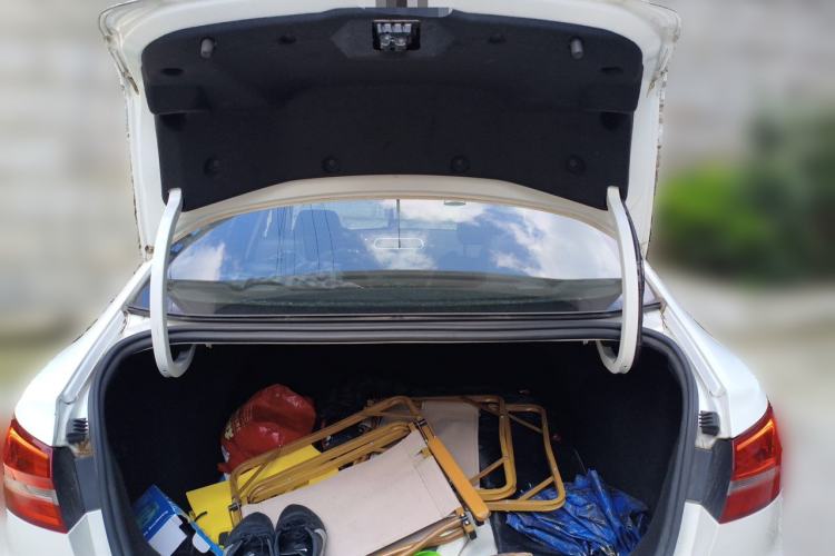 Used Ford Escort 2015 1.5L Automatic Fashion Model Trunk