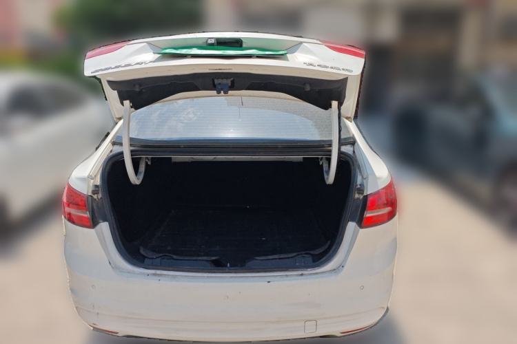 Used Ford Escort 2015 1.5L Manual Comfort Model Trunk