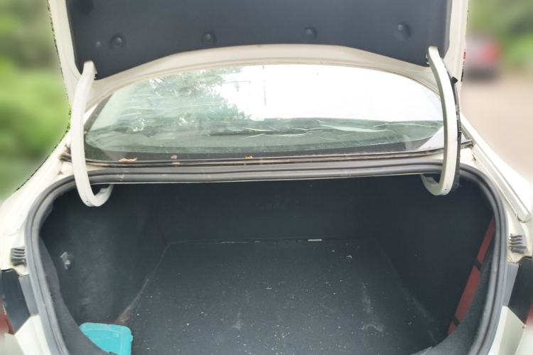 Used Ford Escort 2015 1.5L Automatic Comfort Edition Trunk