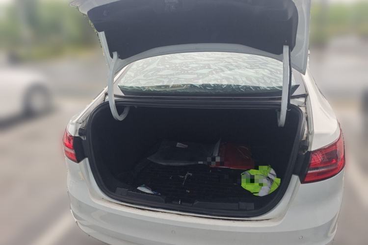 Used Ford Escort 2015 1.5L Automatic Fashion Model Trunk