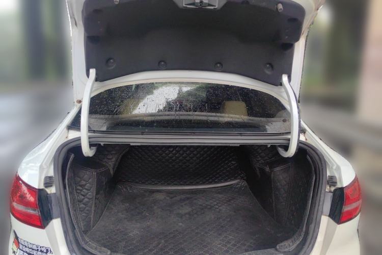 Used Ford Escort 2015 1.5L Automatic Comfort Edition Trunk