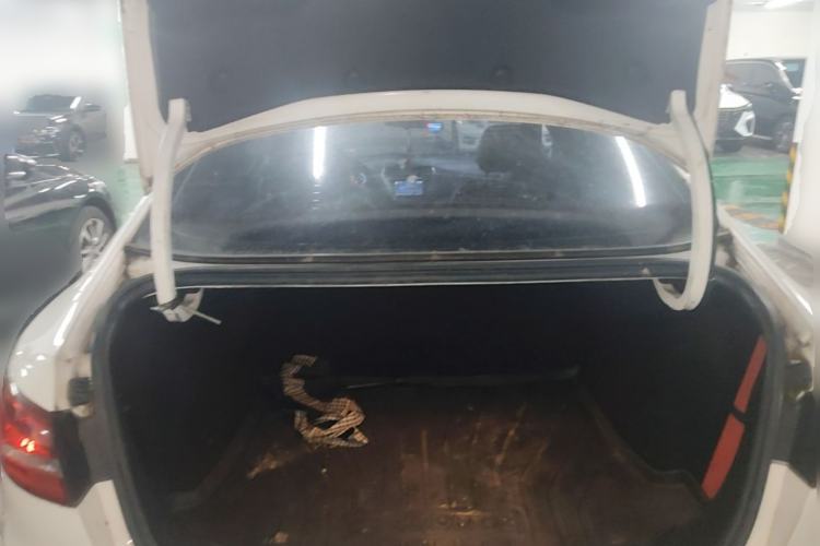 Used Ford Escort 2015 1.5L Manual Fashion Edition Trunk