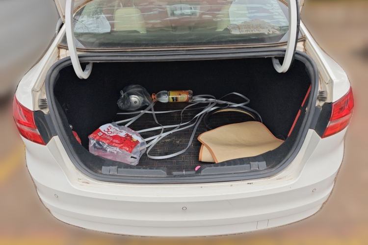 Used Ford Escort 2015 1.5L Automatic Comfort Edition Trunk